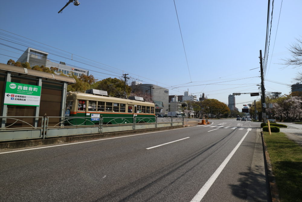 紙屋町まで8駅14分。