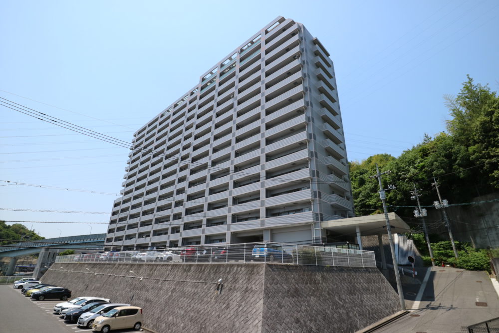 17階建て鉄筋コンクリート造、全143戸